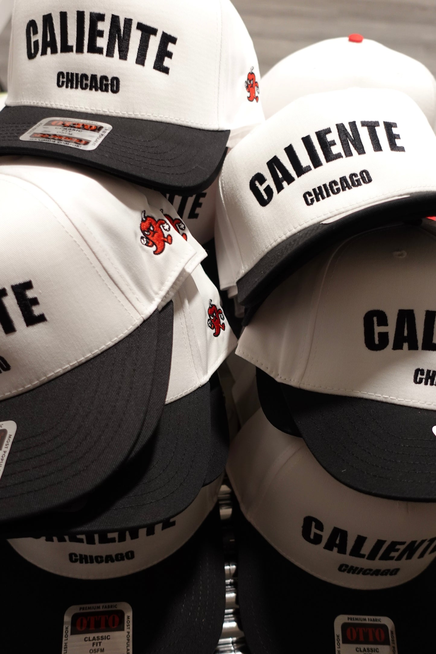 Caliente Black Pepper Hat